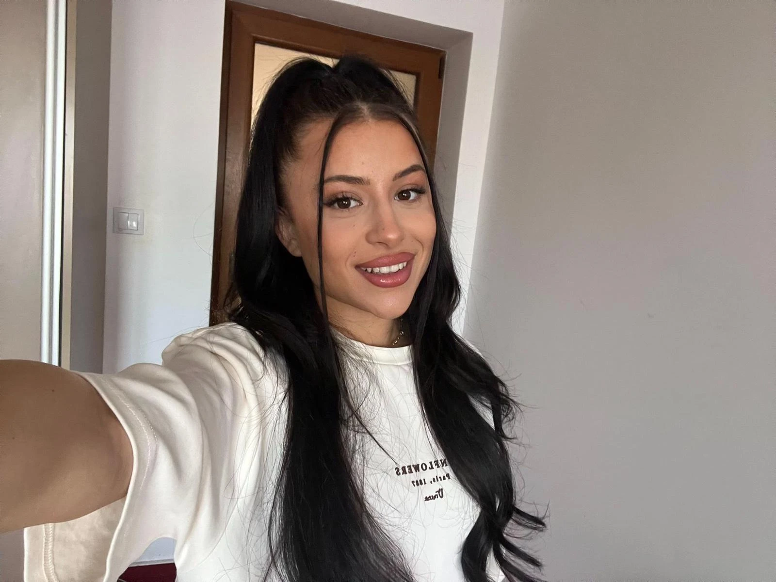 Tina - Exclusive Escorts